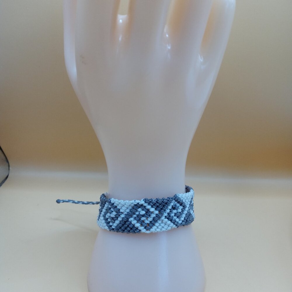 Multicolor Handwoven Macrame Thread Bracelet Desi… - image 8